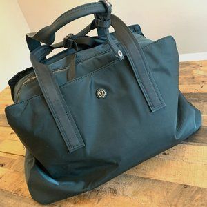 Jade Green Lululemon Gym/Overnight Bag